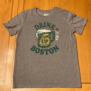 Men’s Drink Up Boston Short Sleeve T-Shirt. Size L. NWT